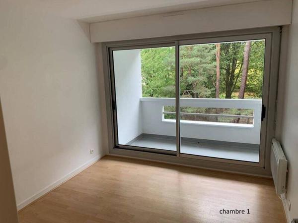 Appartement 4 pièces                                        - 44100 Nantes Réf : 11927