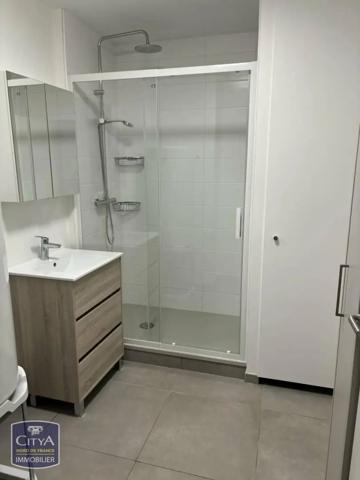 Appartement à louer 2 pièces 60.22m² Hazebrouck (59190)