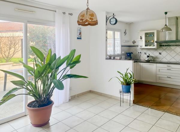 Maison moderne 4 chambres au calme