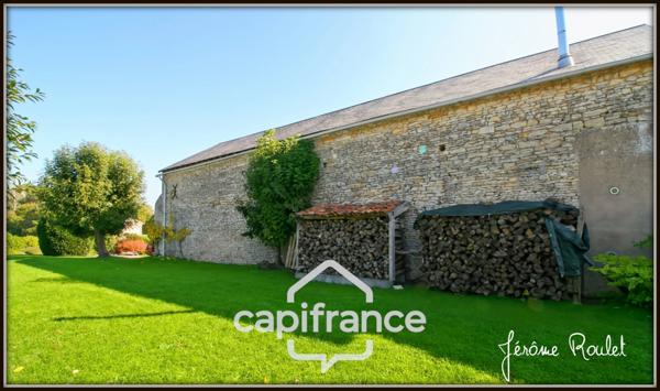 Maison en pierre à vendre 6 pièces 4 chambres terrain 4 700 m² en partie constructible avec dépendances Champigny-En-Rochereau (86)