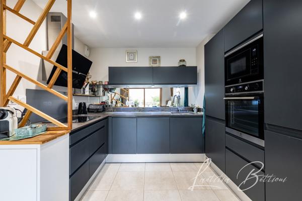 Bordeaux (33800) APT T3/61 m² de 2021 avec Terrasse de 40m² avec place de parking en sous-sol