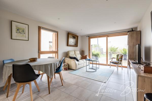 Bordeaux (33800) APT T3/61 m² de 2021 avec Terrasse de 40m² avec place de parking en sous-sol