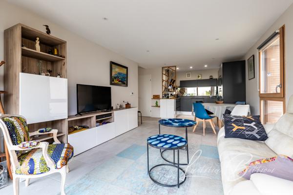 Bordeaux (33800) APT T3/61 m² de 2021 avec Terrasse de 40m² avec place de parking en sous-sol