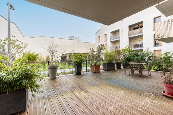 Bordeaux (33800) APT T3/61 m² de 2021 avec Terrasse de 40m² avec place de parking en sous-sol