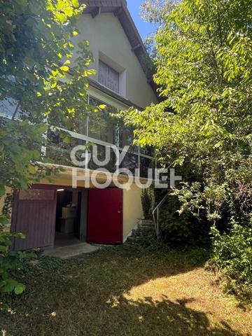 Potentiel intéressant!! Sur plus de2000m² de terrain en partie constructible!