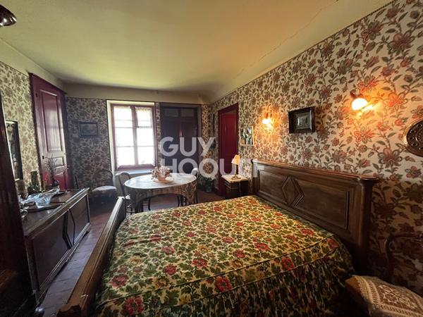 Potentiel intéressant!! Sur plus de2000m² de terrain en partie constructible!