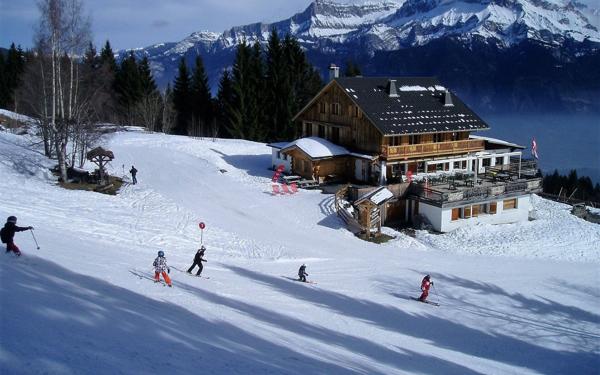 Immeuble à vendre    13 pièces • 664 m2 Cordon