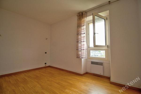 Appartement T3 idéalement situé. Balcon, ascenseur, cave et belle luminosité