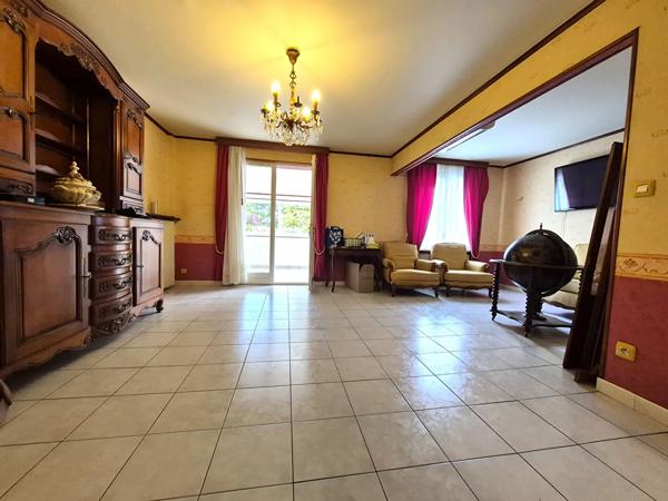 Maison à vendre 5 pièces 101m² Cambrai (59400)