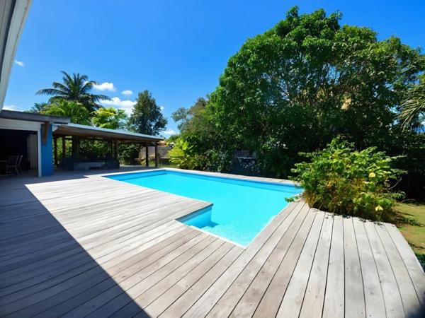 Rare Villa Familiale 4 Ch + Bungalow à 500m mer à vendre (971),Sainte-Anne Monmain
