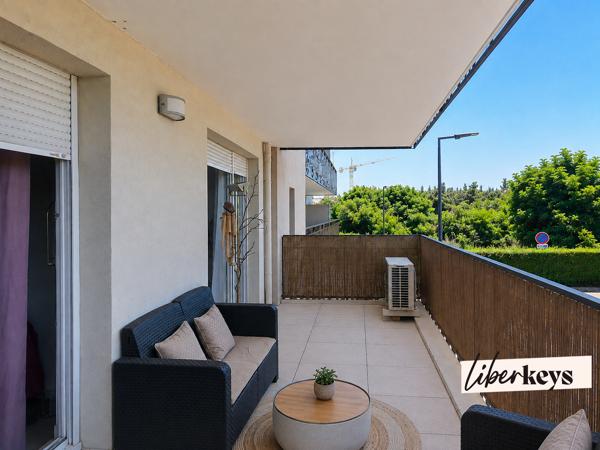 T3 récent avec terrasse et 2 parkings