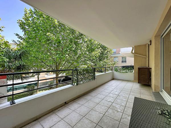 A vendre à Marseille 13013 - SAINT JEROME - Terrasse - Possibilité garages