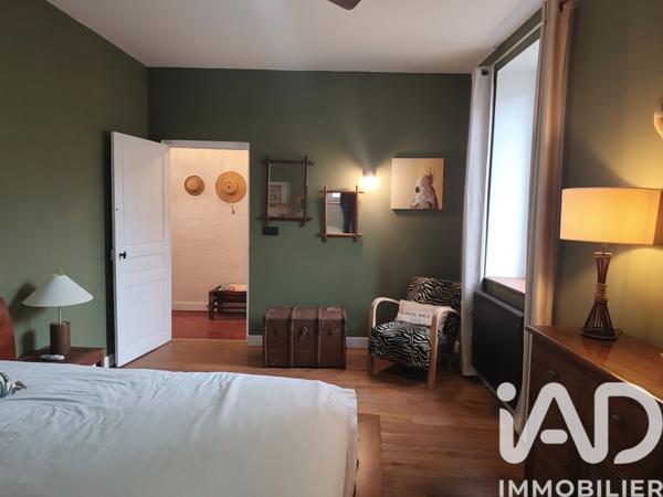 Maison à vendre 6 pièces 175 m² Saint-Marcel-d'Ardèche