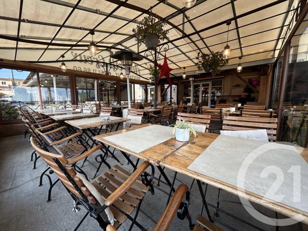 à vendre  161 m2 LA FARE LES OLIVIERS - 13