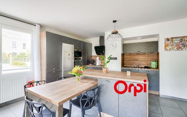 Appartement à vendre    4 pièces • 105,91 m2 Craponne