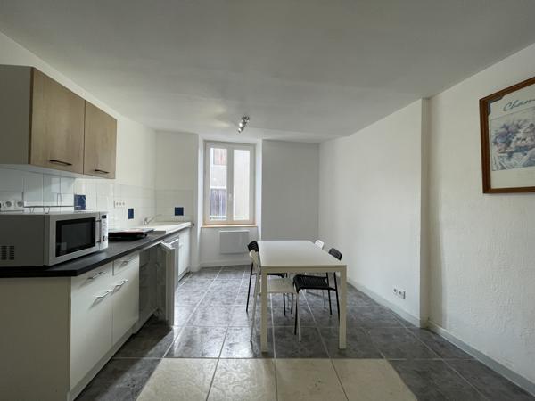 APPARTEMENT T2 MEUBLE