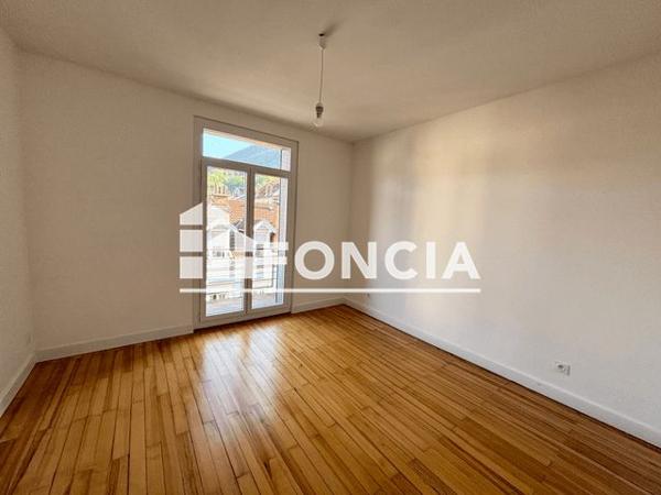 Location Appartement 3 pièces 78.83 m² - 13 AVENUE DUGUEYT JOUVIN Voiron 38500