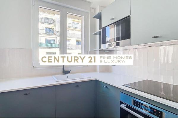 Appartement T3 à vendre  3 pièces - 71,24 m2 PARIS - 75007