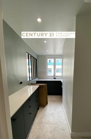 Appartement T3 à vendre  3 pièces - 71,24 m2 PARIS - 75007