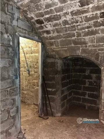 À VENDRE – CAVE EN BRIQUE VOÛTÉE – PARIS 5ᵉ – RUE TOURNEFORT