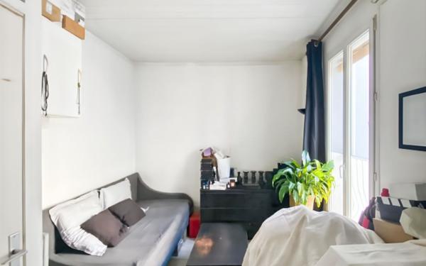 Appartement à vendre    1 pièce • 17,37 m2 Saint-Ouen