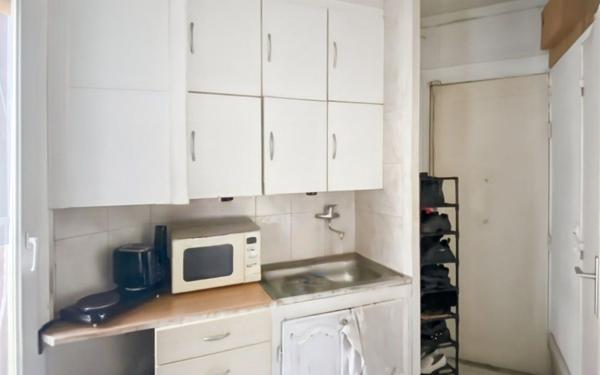 Appartement à vendre    1 pièce • 17,37 m2 Saint-Ouen