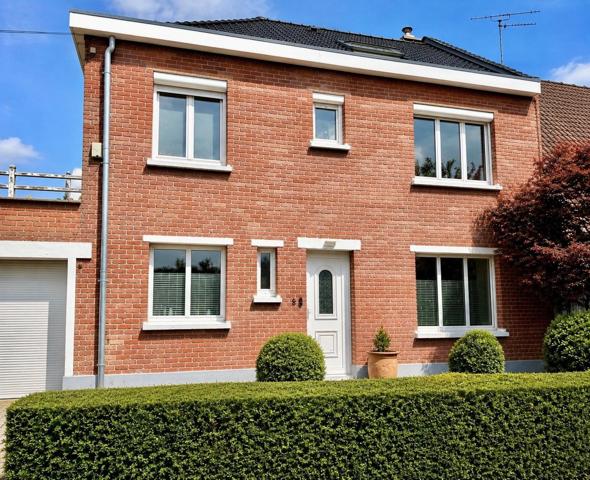 Maison à Mouvaux, 59420 - 6 pièces 160m²