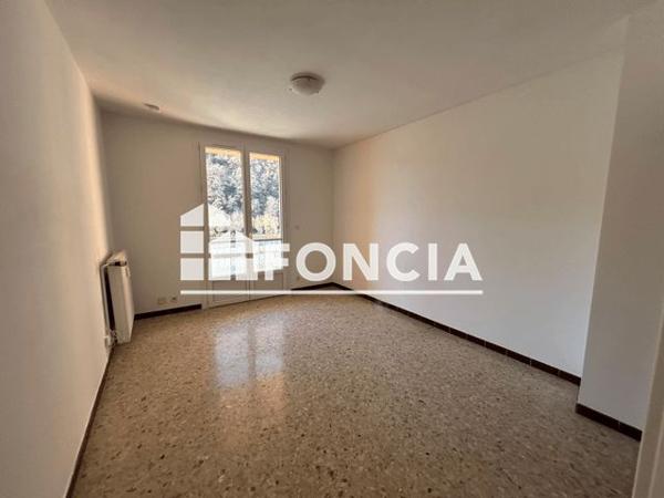 Location Studio 23.2 m² - 10 AVENUE DEMONTZEY Digne-les-bains 04000