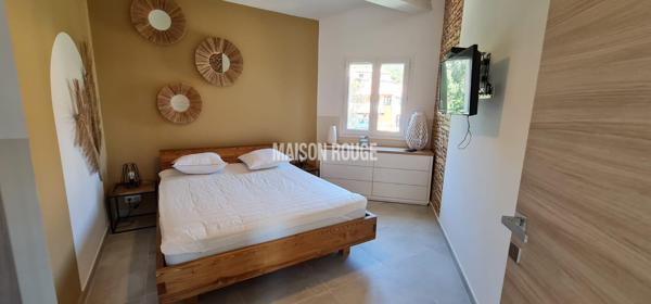 Saint-Raphaël : Villa contemporaine d'exception avec vue mer panoramique et piscine à débordement »