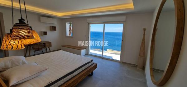 Saint-Raphaël : Villa contemporaine d'exception avec vue mer panoramique et piscine à débordement »