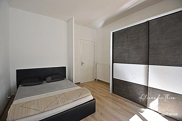 Maison à vendre 12 pièces SAINT DENIS LES BOURG (01)