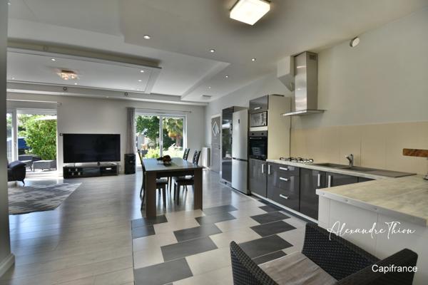 Maison à vendre 12 pièces SAINT DENIS LES BOURG (01)