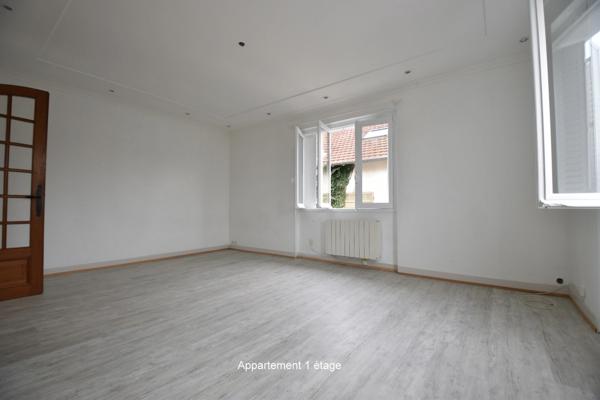 Maison à vendre 12 pièces SAINT DENIS LES BOURG (01)