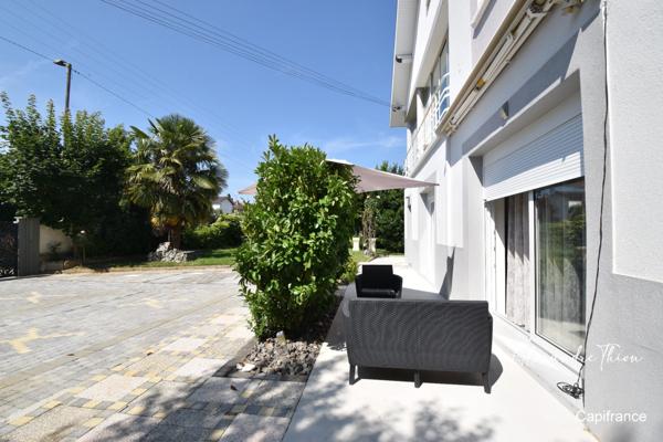 Maison à vendre 12 pièces SAINT DENIS LES BOURG (01)