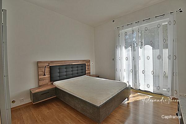 Maison à vendre 12 pièces SAINT DENIS LES BOURG (01)