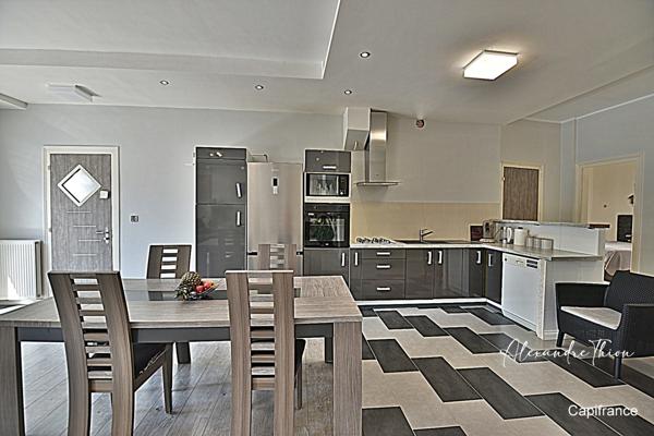 Maison à vendre 12 pièces SAINT DENIS LES BOURG (01)