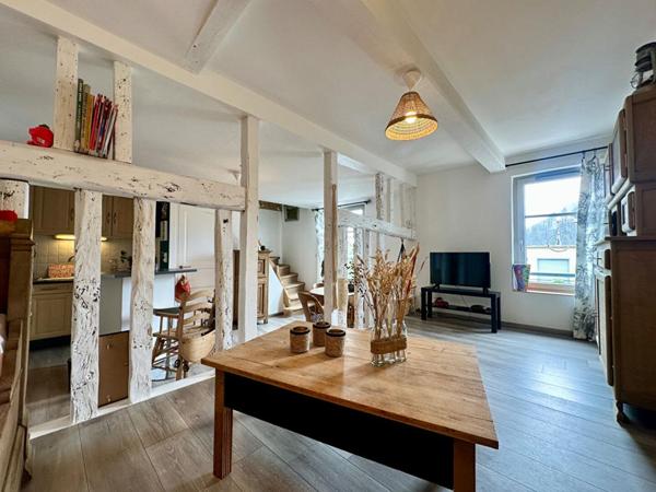 Ensemble de 3 maisons de ville  à pont L'Evêque