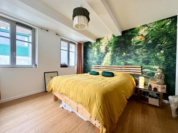 Ensemble de 3 maisons de ville  à pont L'Evêque