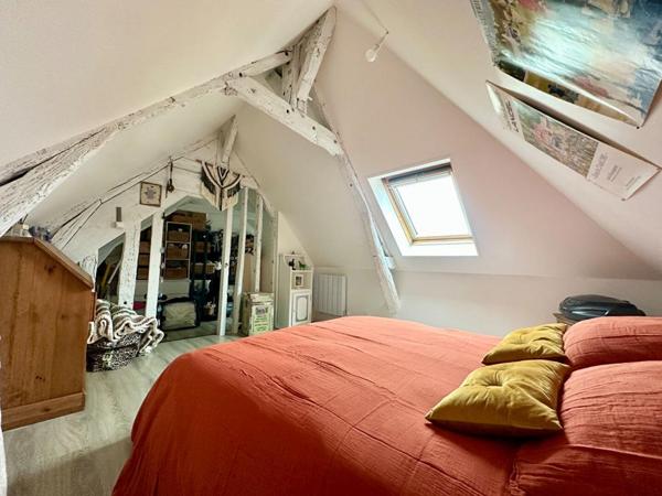 Ensemble de 3 maisons de ville  à pont L'Evêque