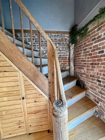 Ensemble de 3 maisons de ville  à pont L'Evêque