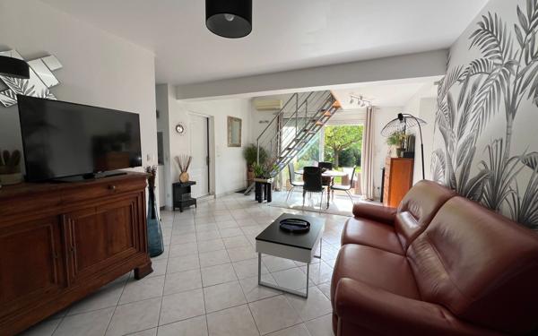 Maison à vendre    3 pièces • 80 m2 Ferrières-en-Brie