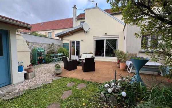 Maison à vendre    3 pièces • 80 m2 Ferrières-en-Brie