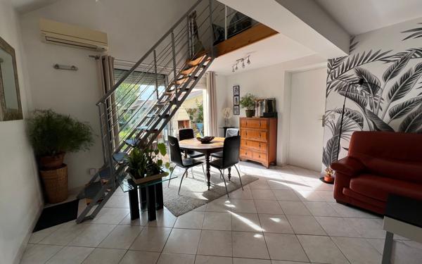 Maison à vendre    3 pièces • 80 m2 Ferrières-en-Brie