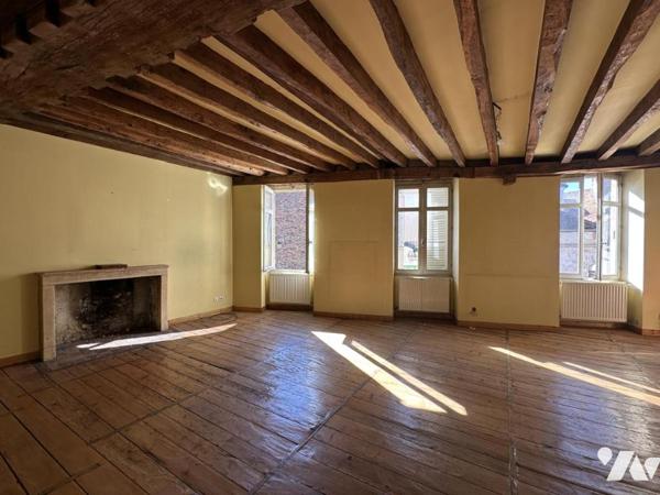 Appartement T4 hyper centre-ville de Beaune 