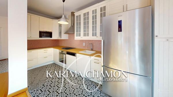 Maison
         5 pièces
        - 95 m² 499 000 € *