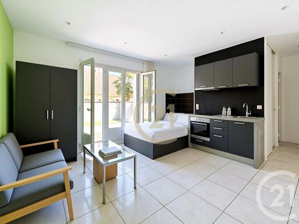 Appartement Studio à vendre  1 pièce - 23,98 m 2   MAROLLES EN BRIE  - 94