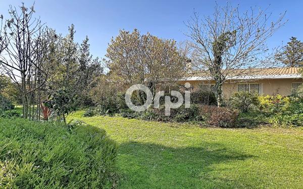 Maison à vendre    5 pièces •  Elne