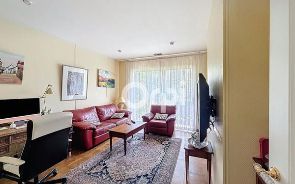 Maison à vendre    5 pièces •  Elne