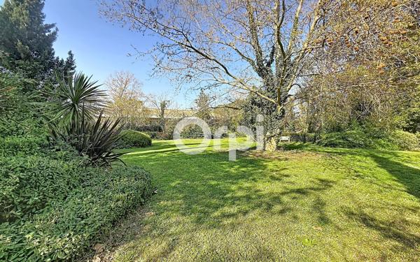 Maison à vendre    5 pièces •  Elne