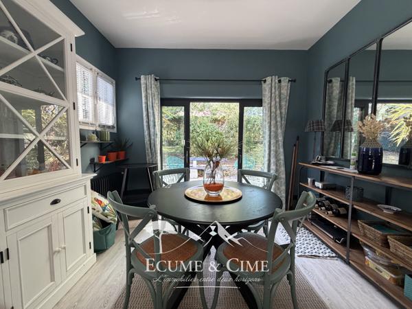 Maison aux Abatilles, vue dominante sur les pins